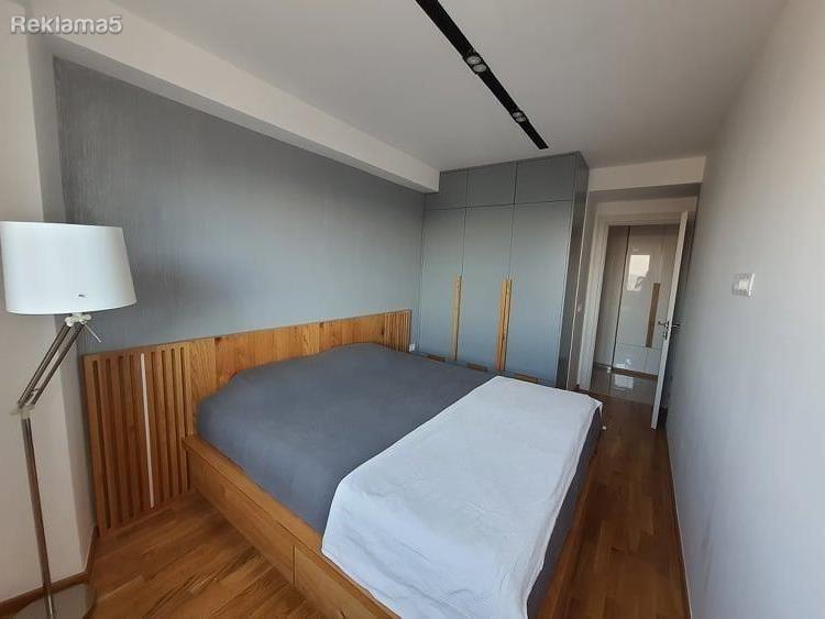 Nov trosoben namesten 65m2 Taftalidze 1