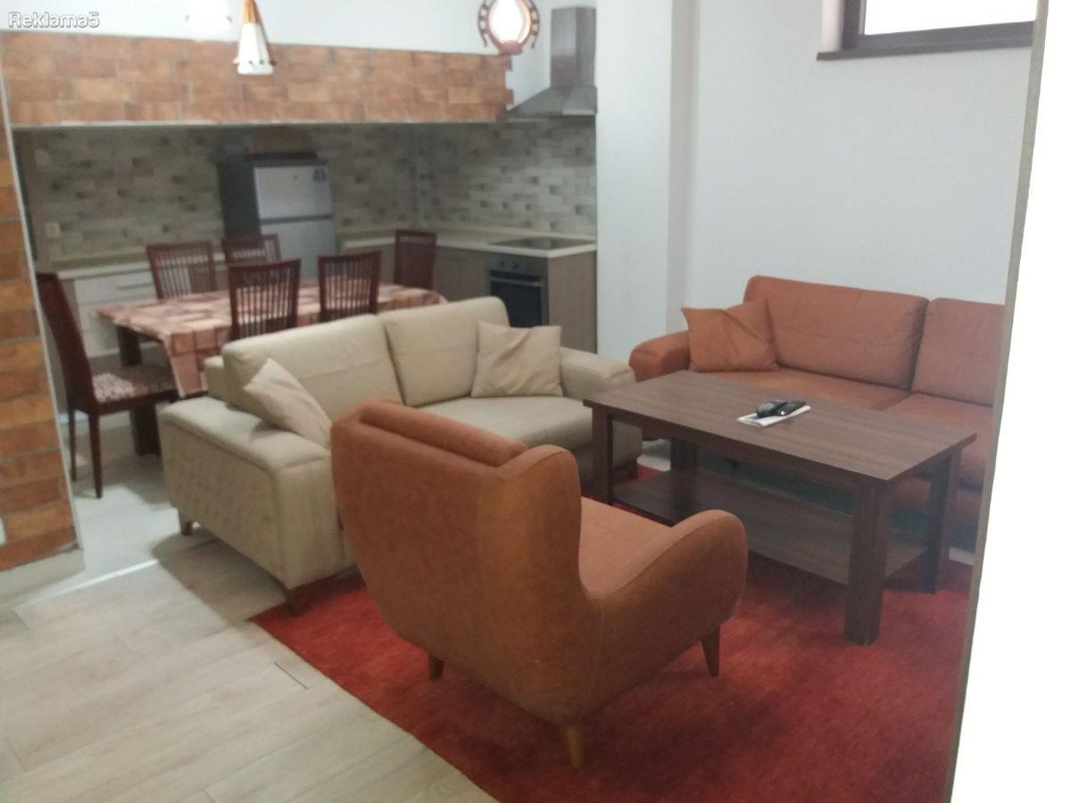 Izdavam Nov Dvosoben Stan 65 m2 Vlae