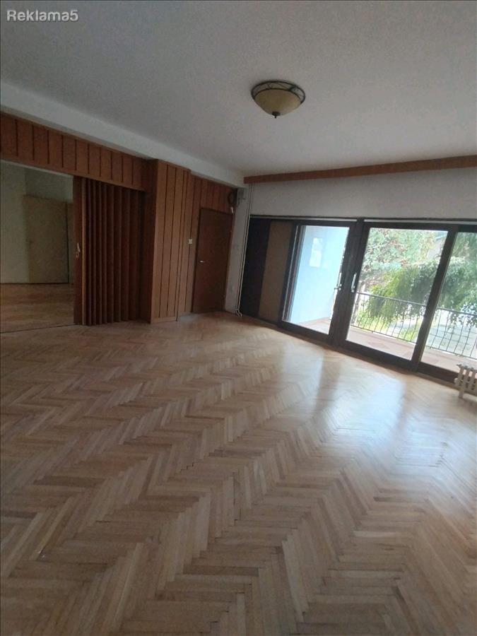 izdavam sprat of kuka 110 m2 vo Karposh