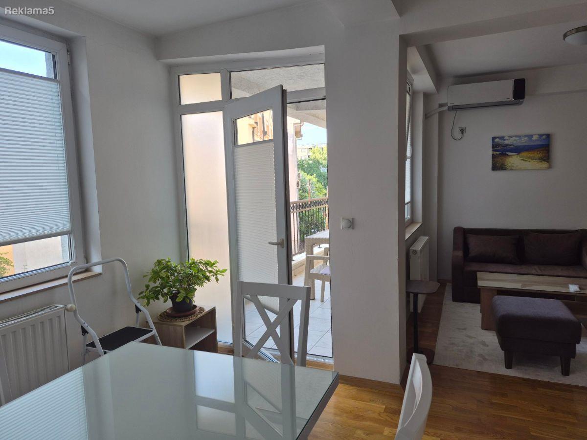 Se izdava nov dvosoben namesten 50m2 D.Maalo kino Karpos