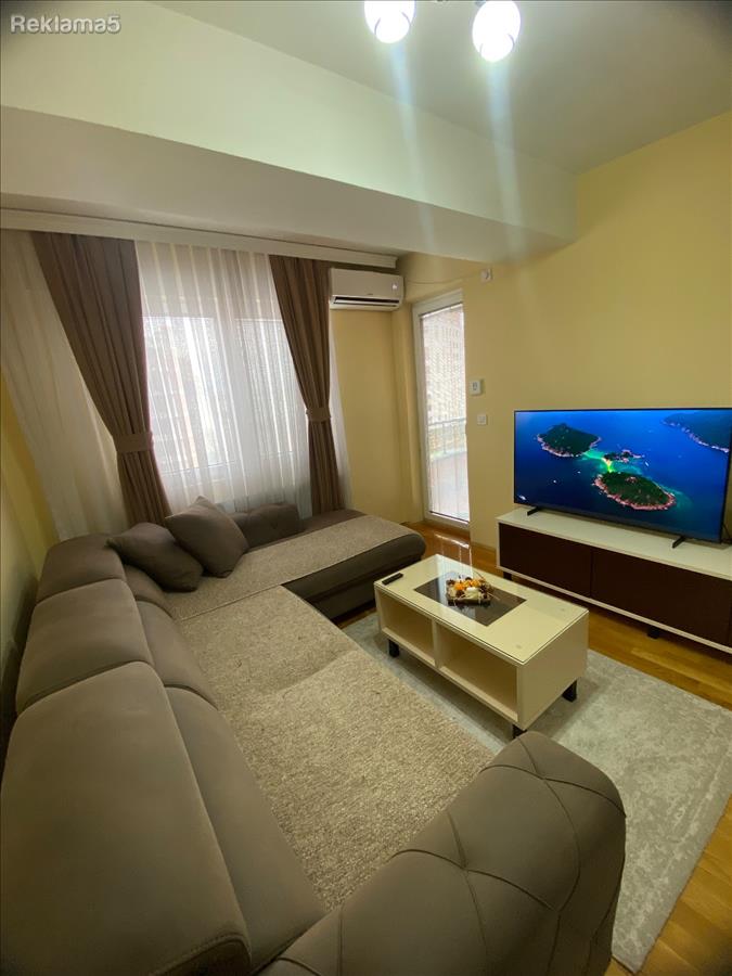 FURNISHED APARTMENT FOR RENT IN THE CENTER