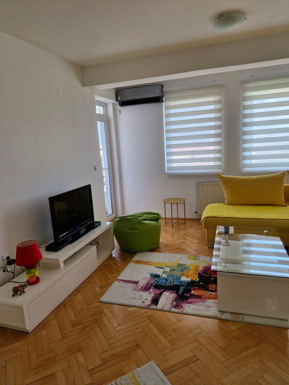 SE IZDAVA DVOSOBEN SO PARKING VO PRIPOR PREDPOSLEDNA 24 KA