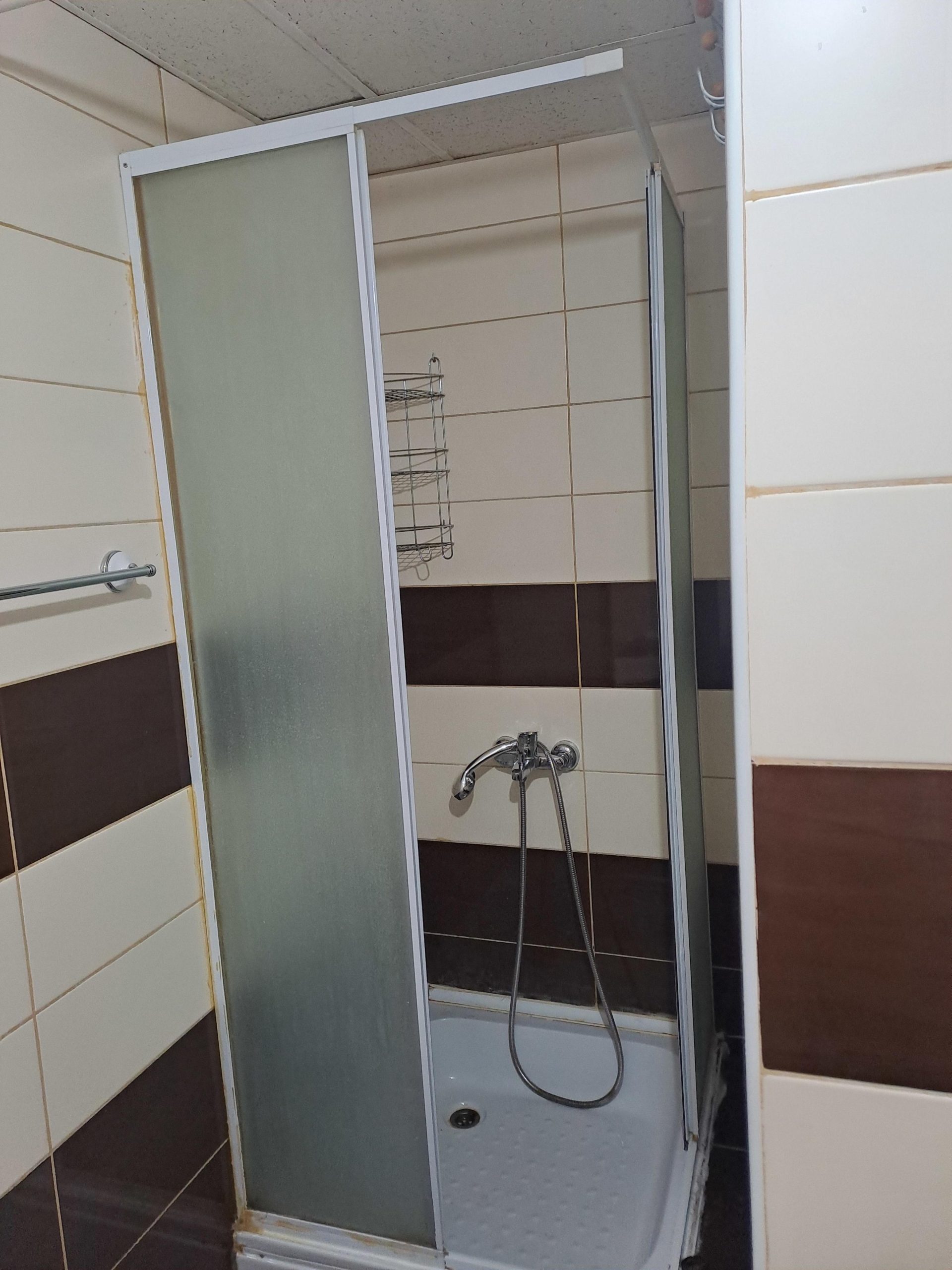 Izdavam 2.5 soben stan vo Taftalidze 1 350 evra