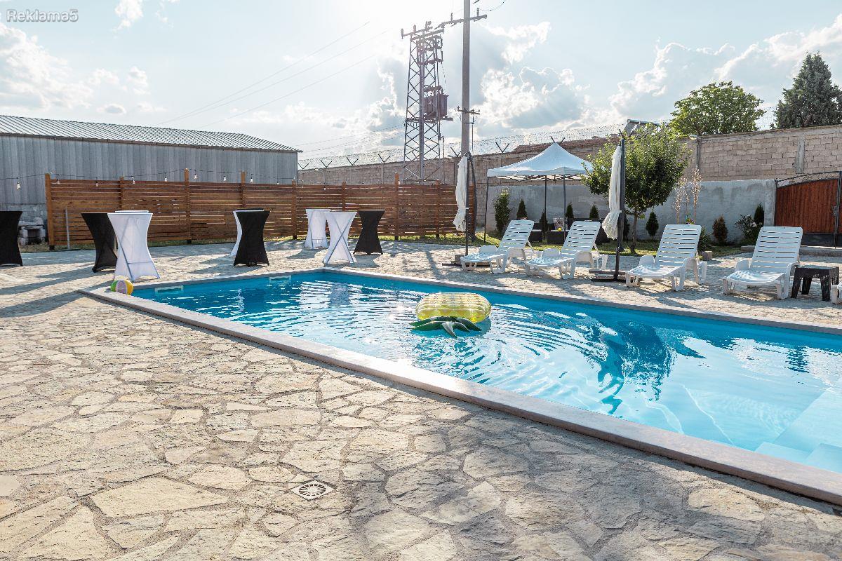Private swimming pool with patio area for rent