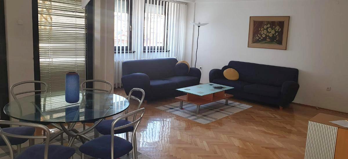 We are renting a 60m2 apartment in Taftalidze 1 Moskovska