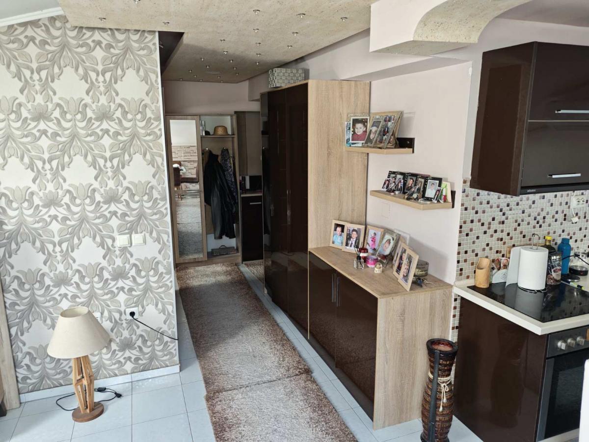 A 62m2 apartment is for sale in Tetovo