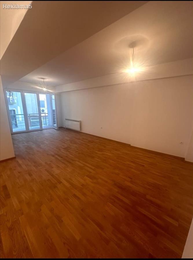 We are renting an 80m2 apartment for offices near Broz Debar Maalo