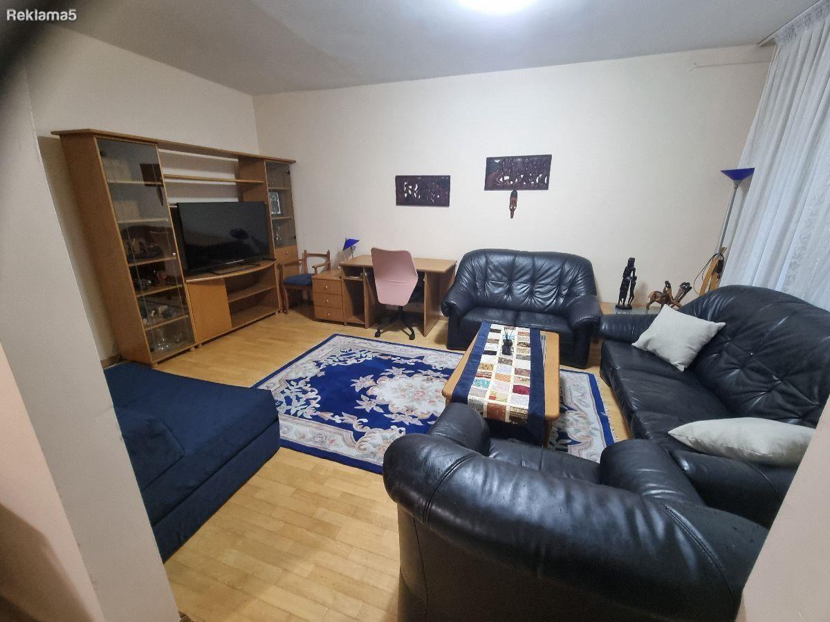 SE IZDAVA DVOSOBEN KARPOS 4 ULICA VICH