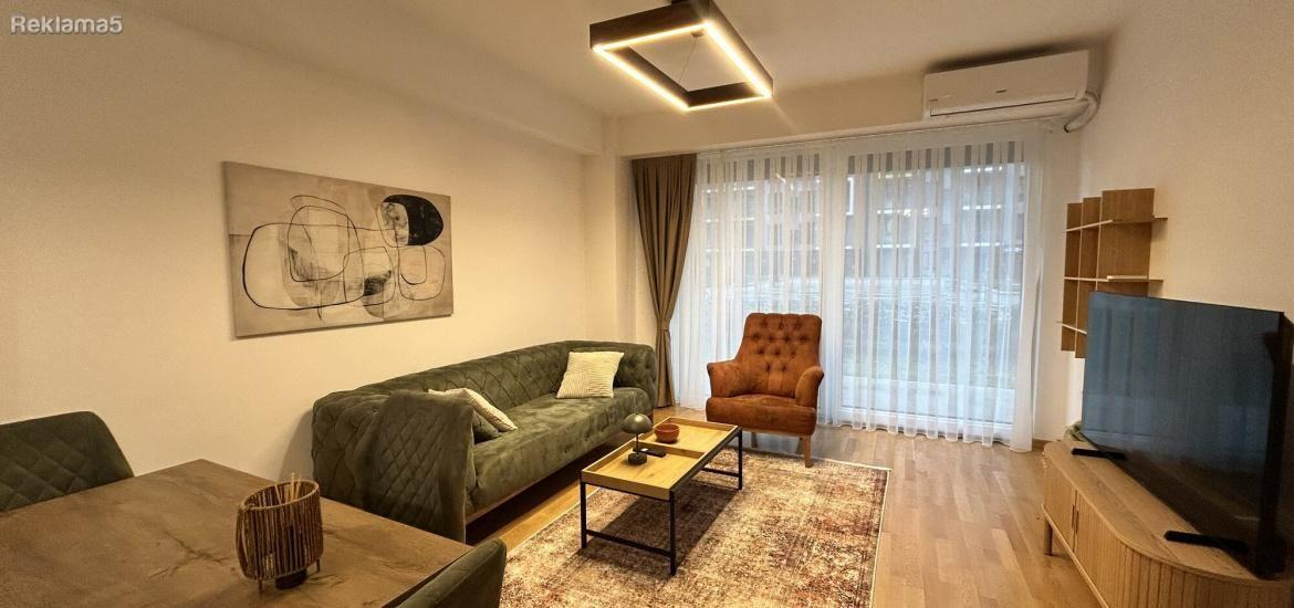 FOR SALE FOUR-ROOM APARTMENT IN AUTOCOMAND - EAST GATE
