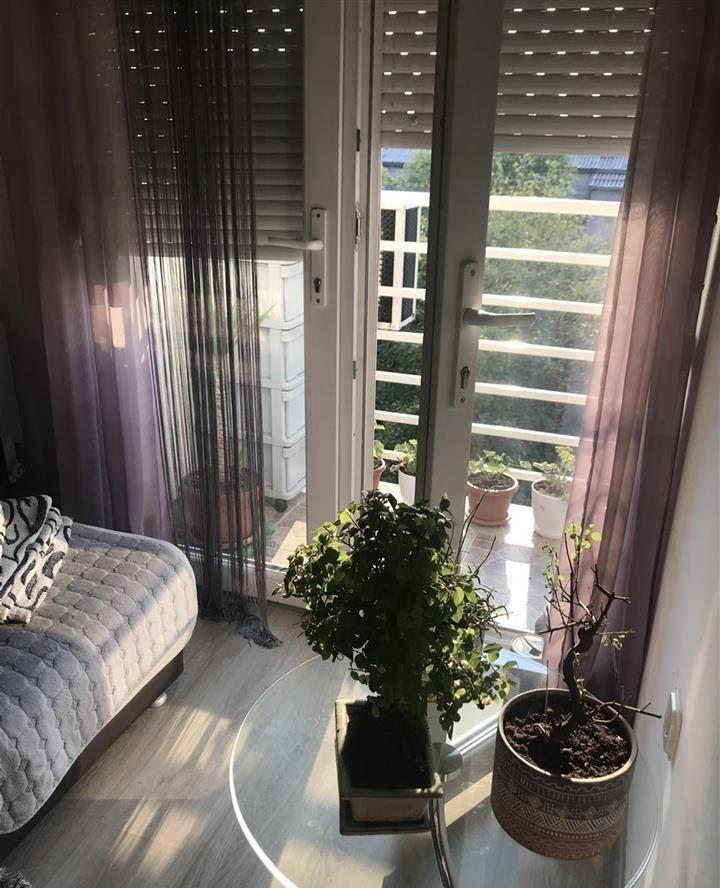 An attractive apartment of 67m2 is for sale