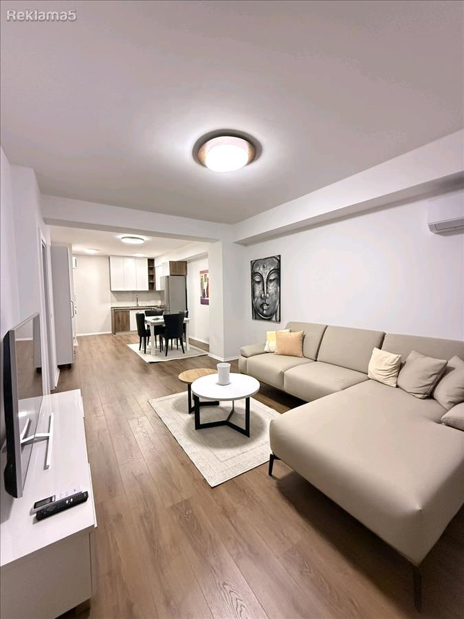 Excellent new furnished two-room apartment with parking!