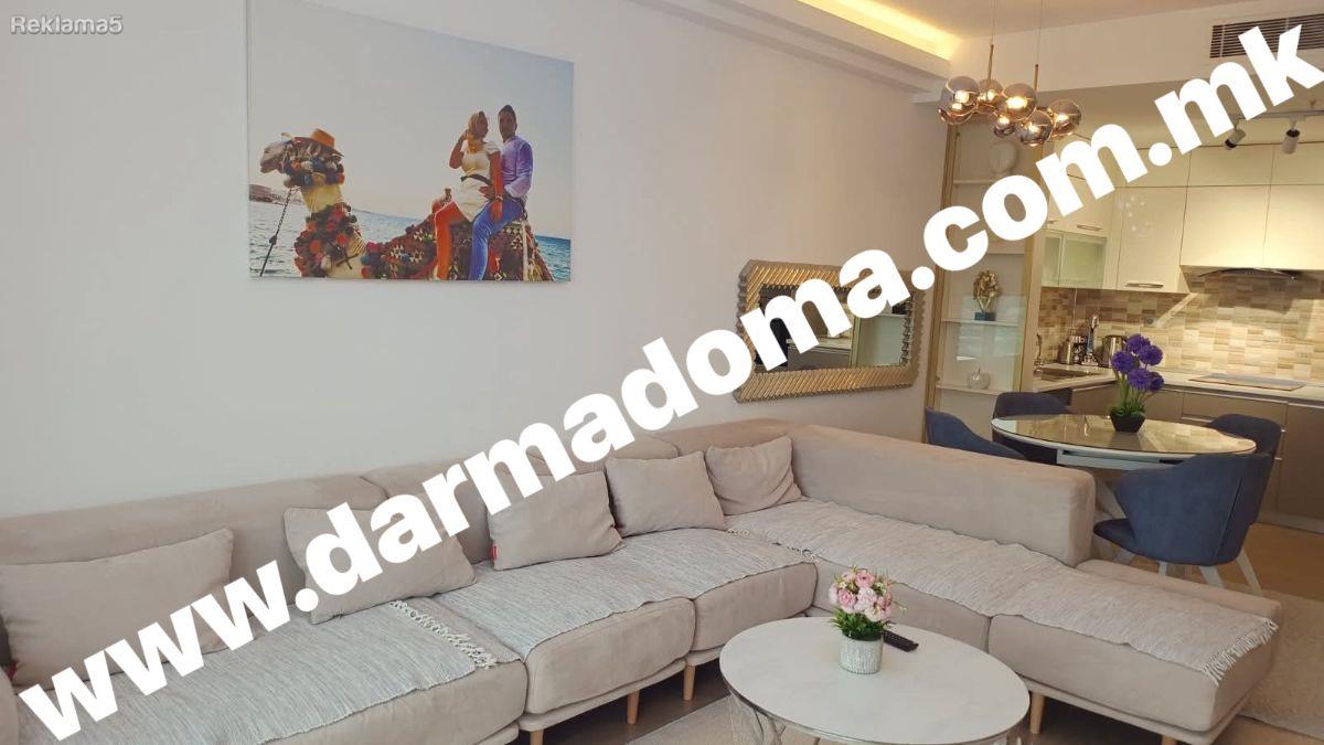 Dharma doma rents out an apartment in the Airport!