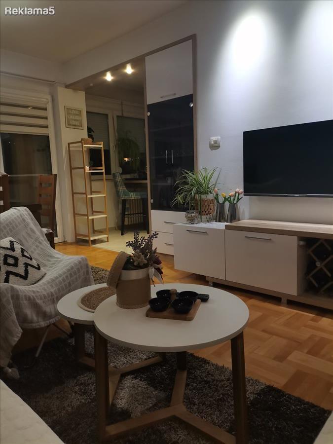 Dharma Doma rents an apartment in Kisela Voda