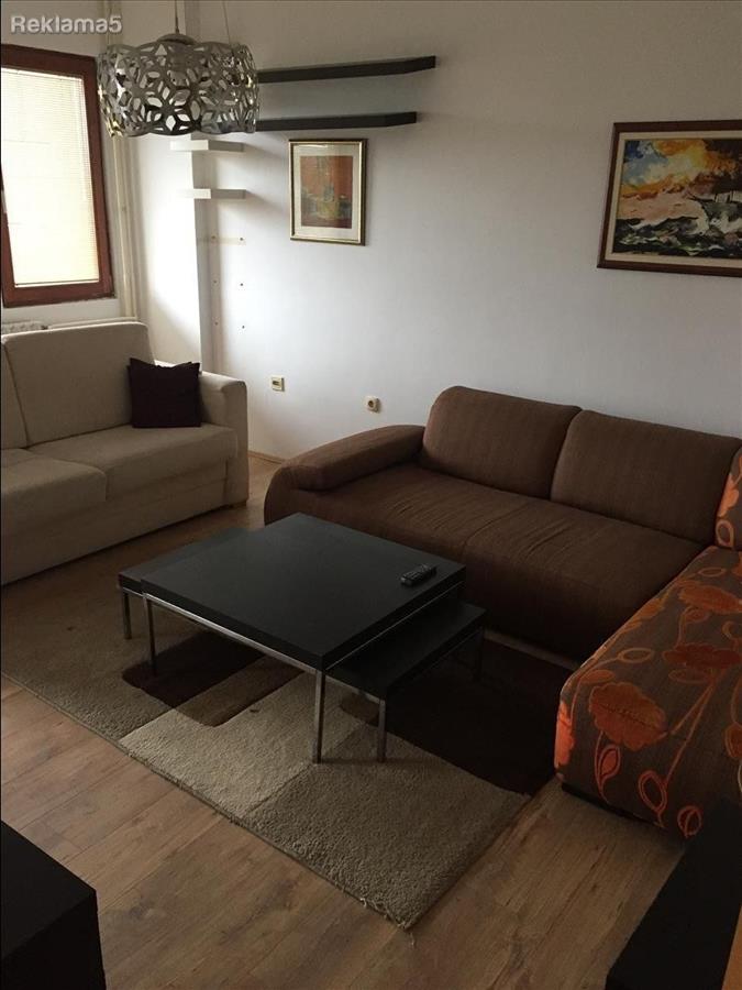 EWNOVIRAN NAMESTEN STAN 75M2 ZELEZNICKA KAJ GET