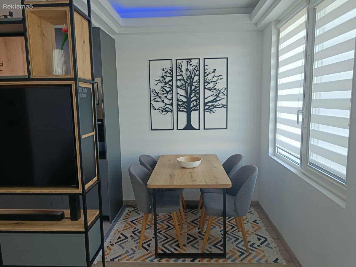 Dharma Doma rents out a new apartment in the Airport!