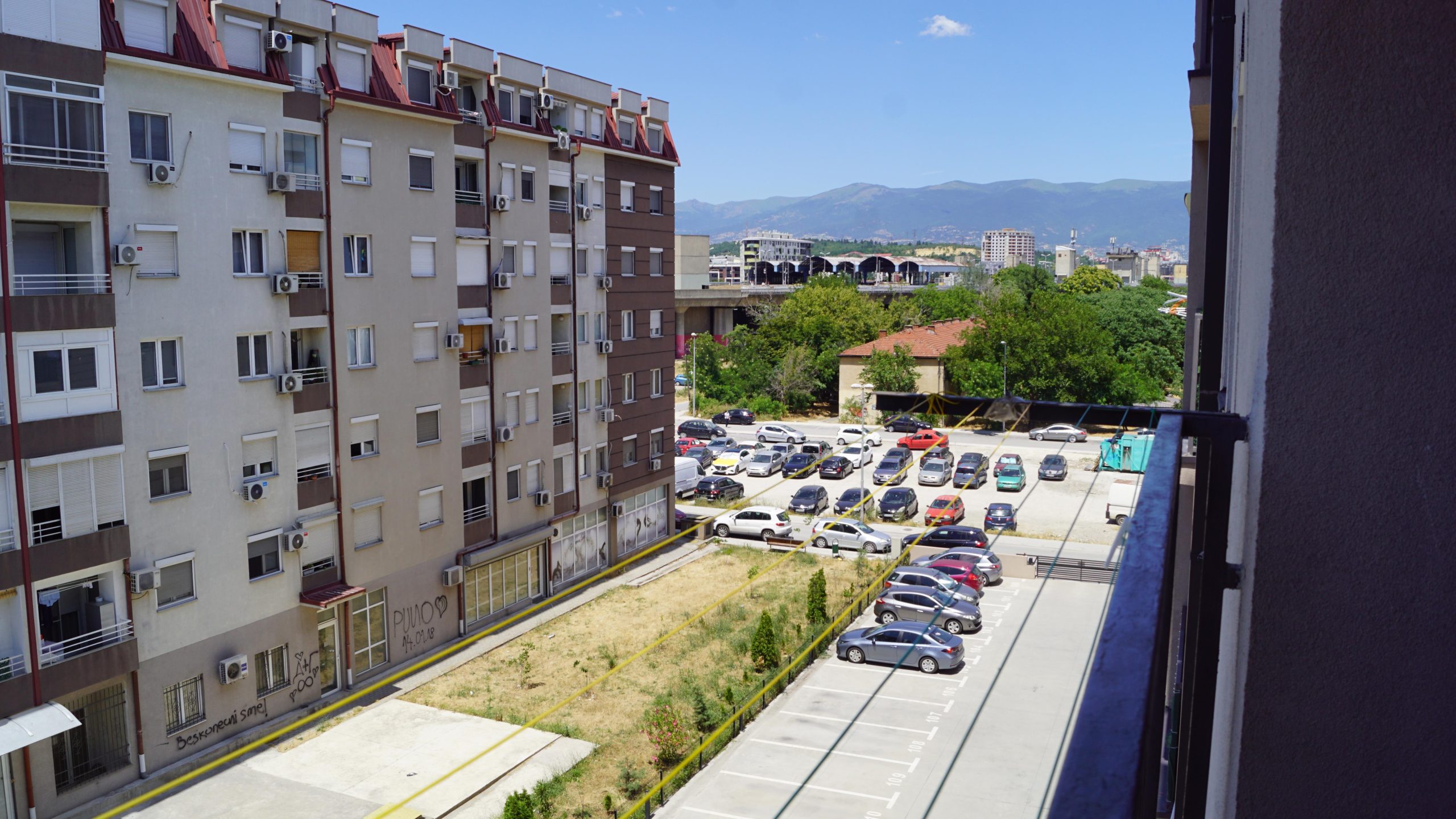 3-room furnished apartment in Nova Zeleznička for rent
