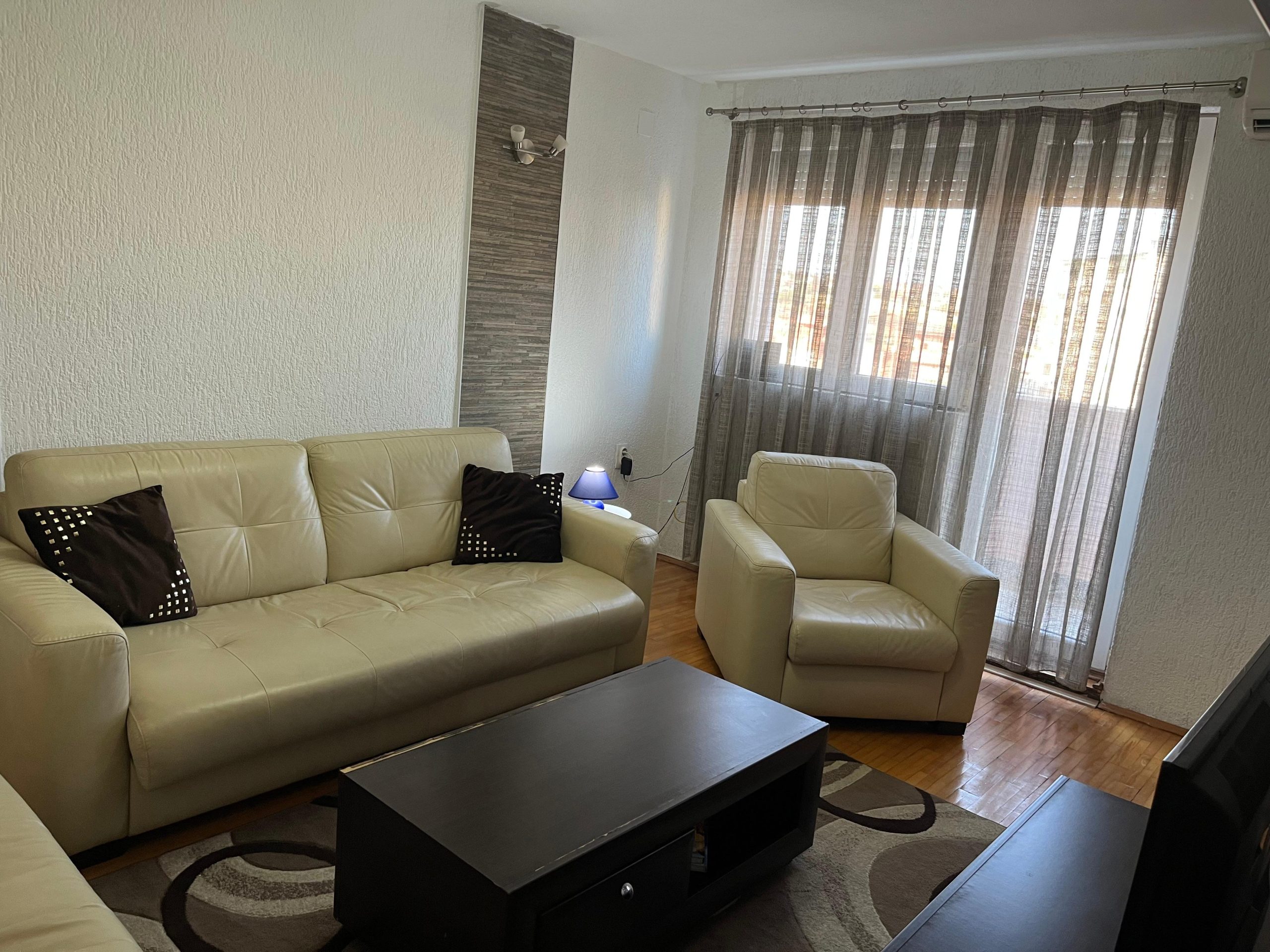 Completely renovated apartment