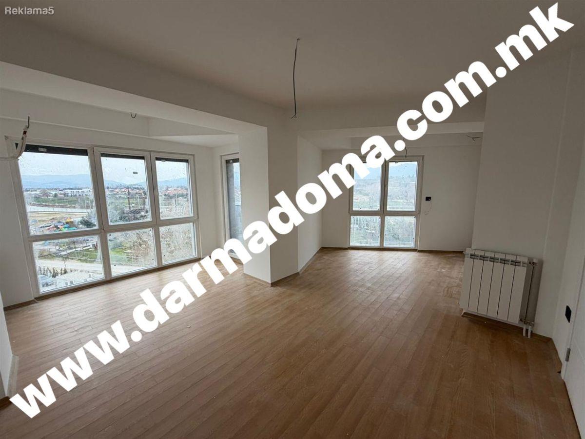 Dharma Doma rents an apartment in Karposh!