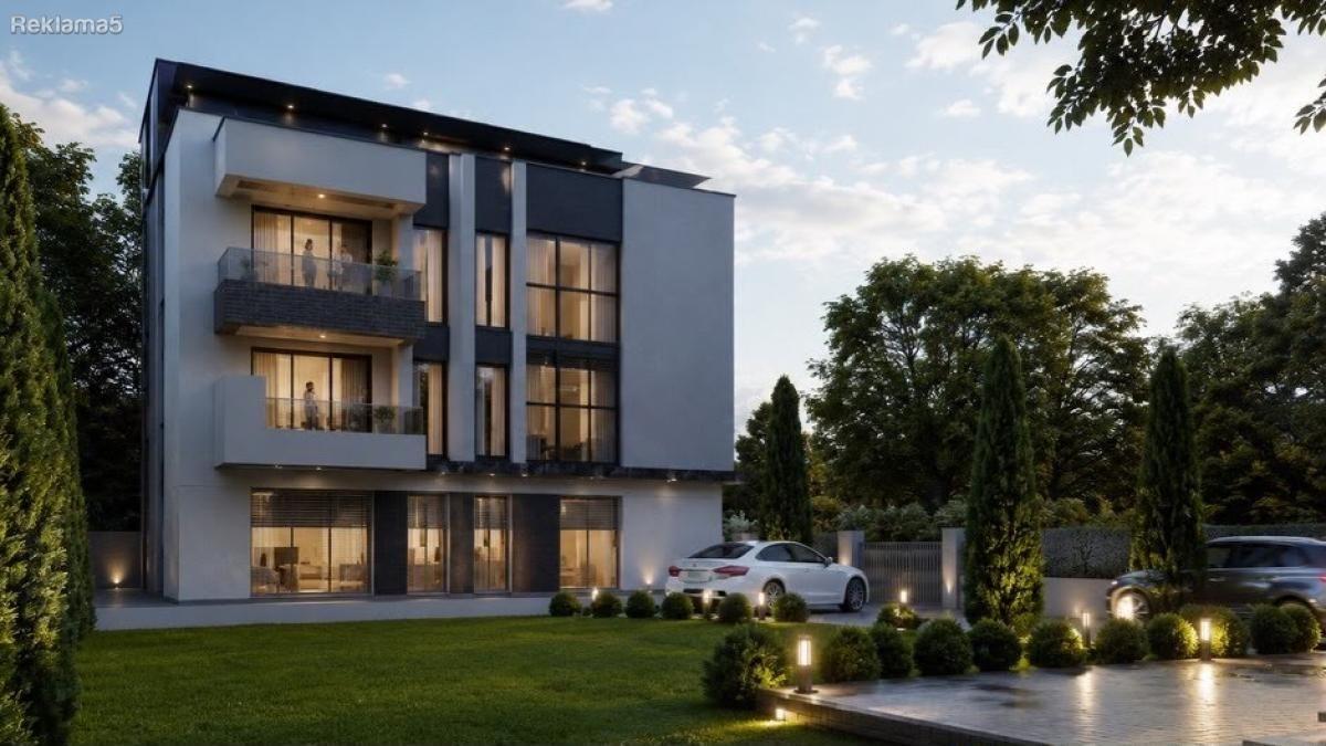 An apartment in a building of 102m2 in Karposh is for sale