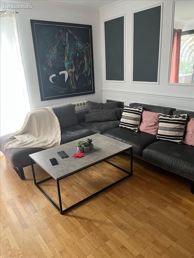 SAVIĆ IS SELLING AN APARTMENT IN TAFTALIĖE-MLEČEN