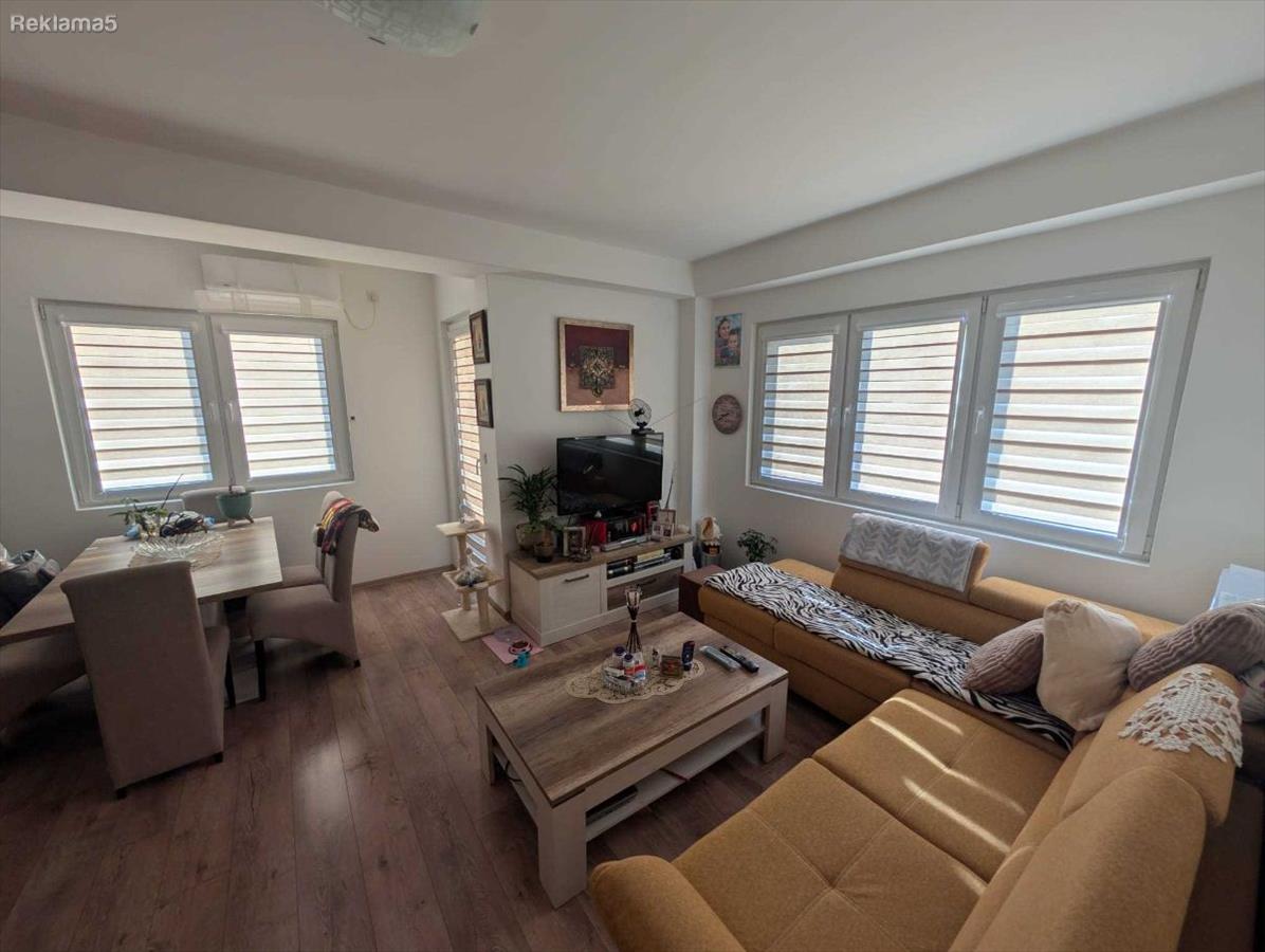 New house 370m2, €260,000 in ILINDEN naselba Jaka
