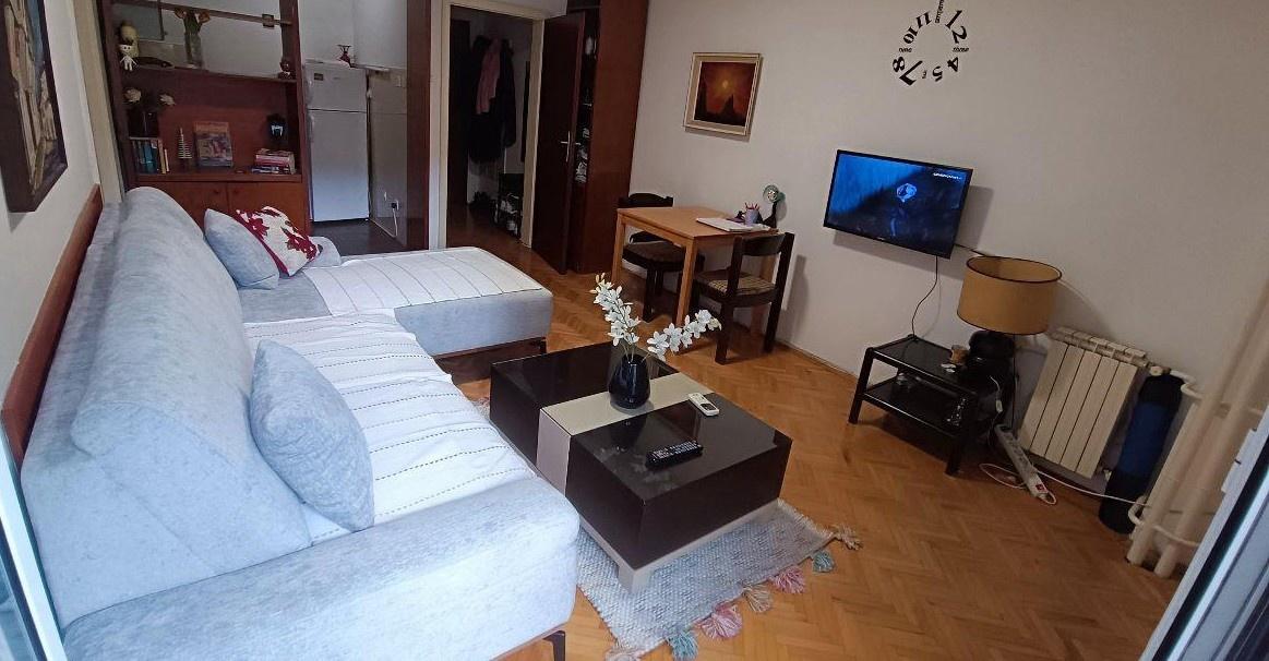 KAPISTEC SE IZDAVA DVOSOBEN STAN