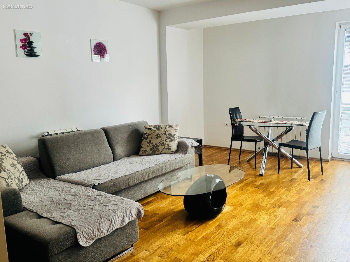 Three-room apartment for rent in Kisela Voda 77m² | 400 €