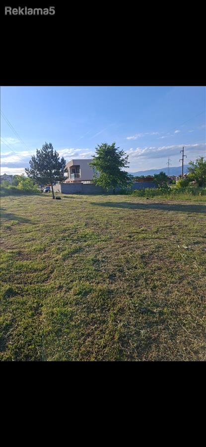 Plac vo naselba Pintija 800m2 so imoten list