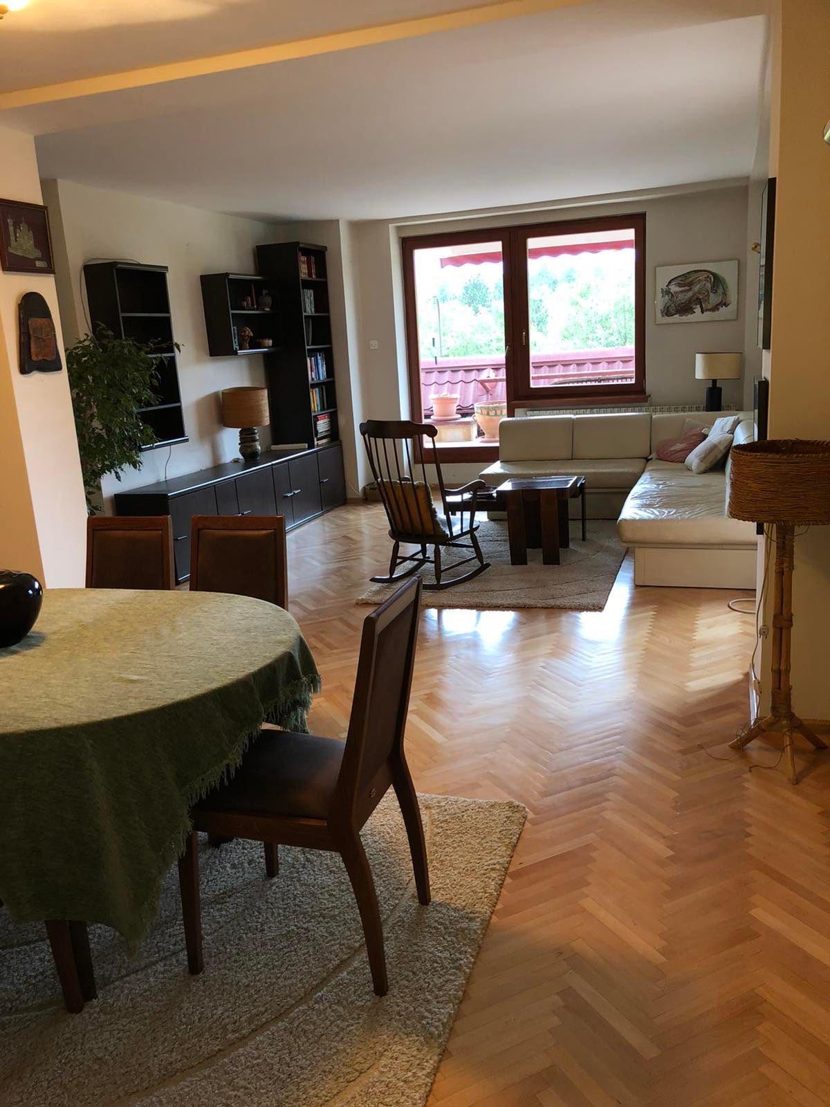 SAVIĆ IS SELLING AN APARTMENT IN ZHELEZARA