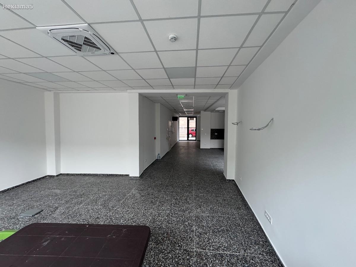 DELOVEN PROSTOR (KLINICKI CENTAR)