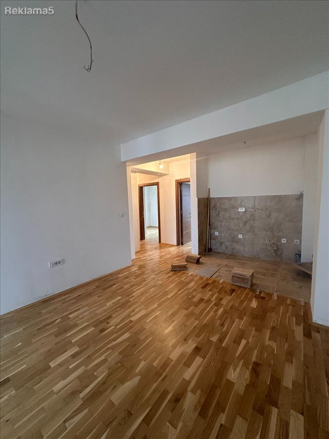 Se prodava stan 55m2 so dve spalni vo blizina na Katolicka