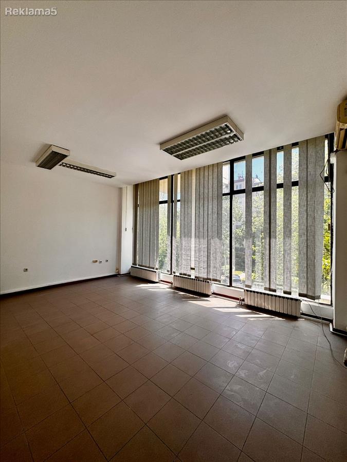 Office space for rent in the Airport