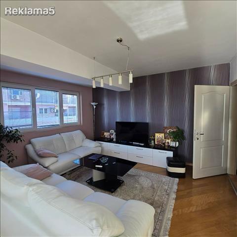 ,,Bella'' Stan 100m2 Centar S. Avtobuska so pogled na Ezero