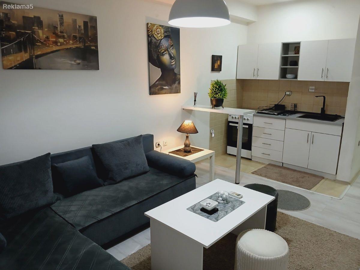 SE IZDAVA GARSONIERA 26m2 RASADNIK