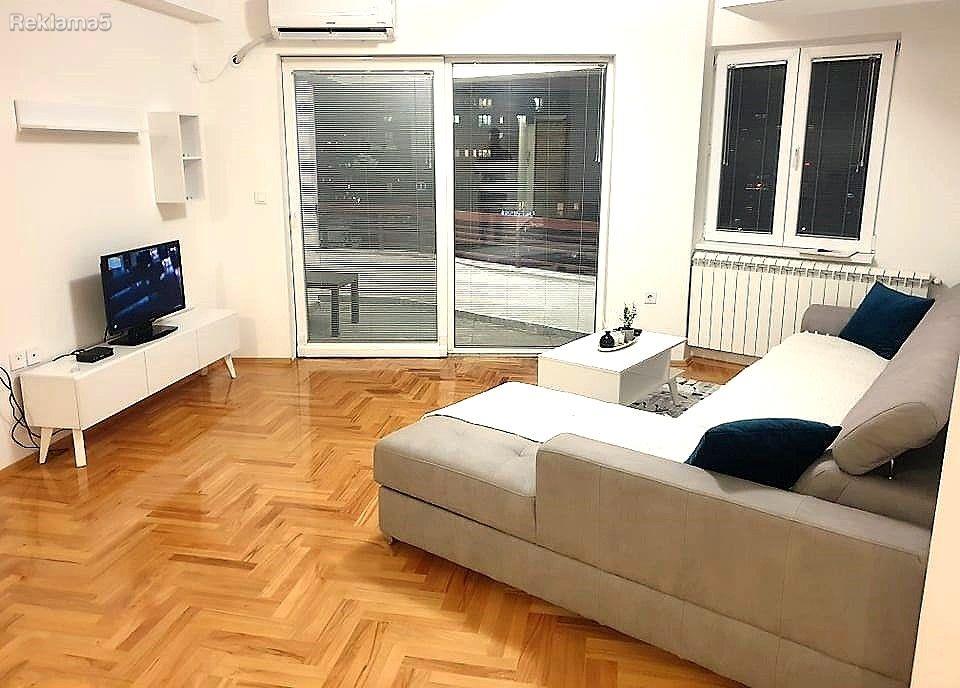 APARTMENT 52M2 FOR RENT NEAR THE JANE SANDANSKI-AIRPORT POLYCLINIC