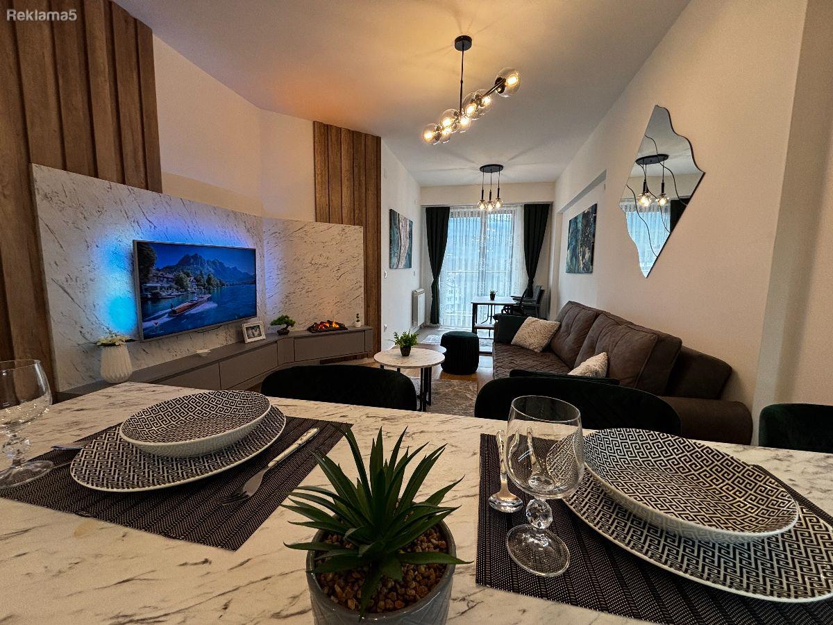 LUX DVOSOBEN STAN VO CENTAR, VODNO-PANORAMA RESIDENCE