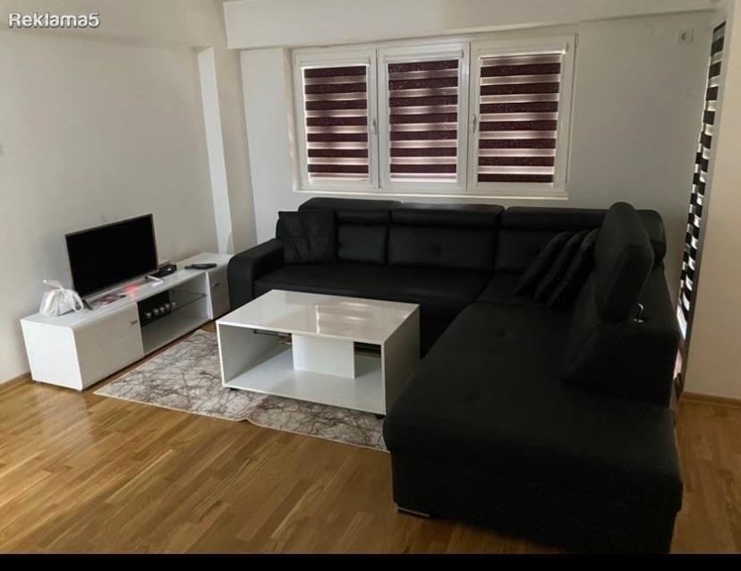Se Izdava