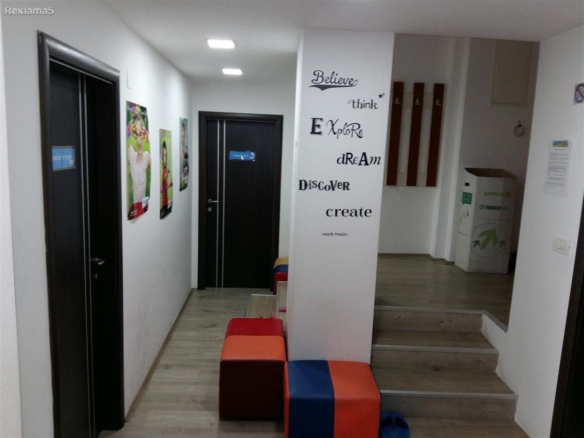 SE IZNAJMUVA DELOVEN PROSTOR VO DEBAR MAALO