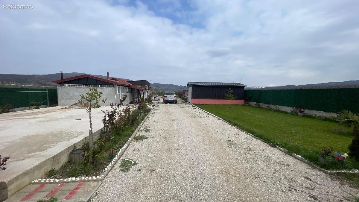 CHOYS-Plac so vikendicka na Radojca Novicic