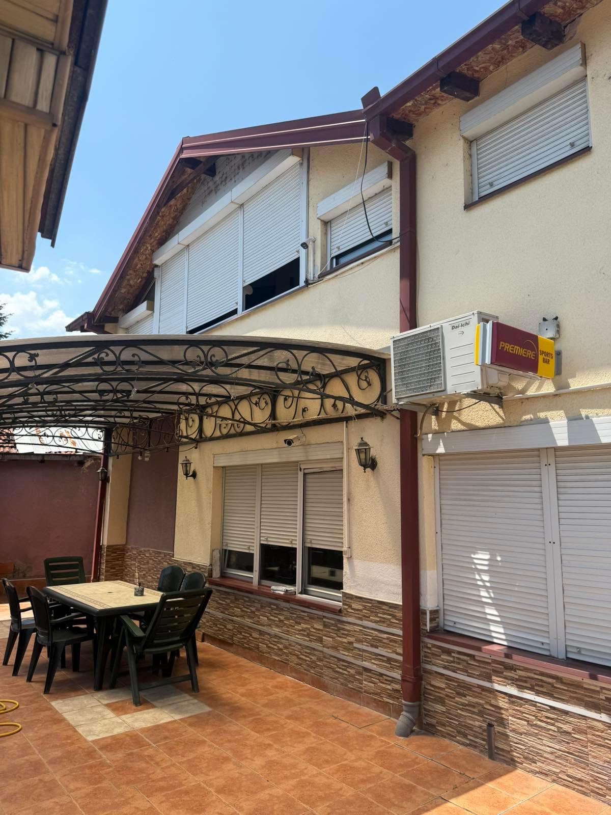 SAVIĆ IS SELLING A HOUSE IN CERAMIDNICA