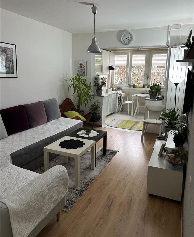 2218 WE ARE RENTING an apartment in a twin on September 8-Military Hospital
