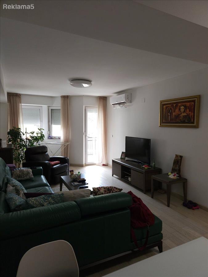 ,,Bella'' Trosoben Stan 86m2 bul.Turisticka B.Izvori