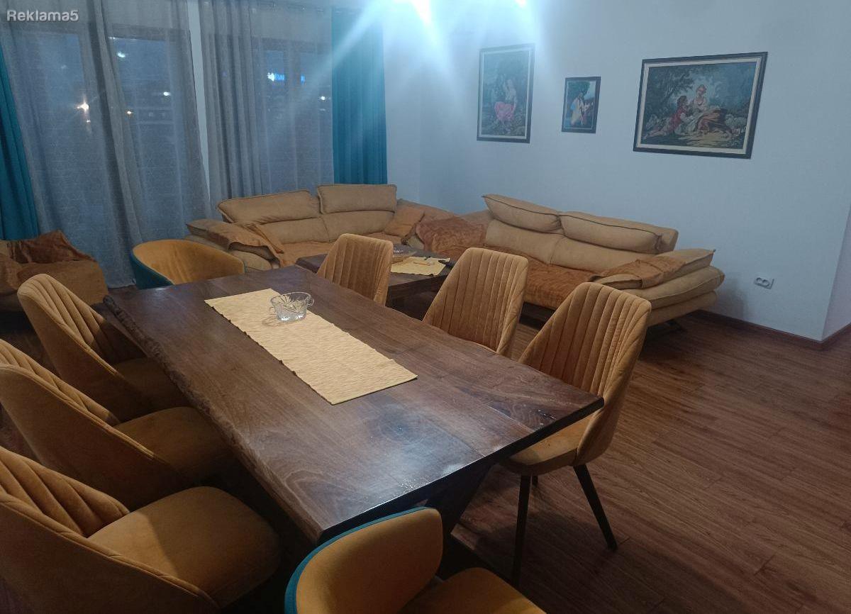 SE IZNAJMUVA TROSOBEN STAN STAN VO CENTAR, KAPISHTEC