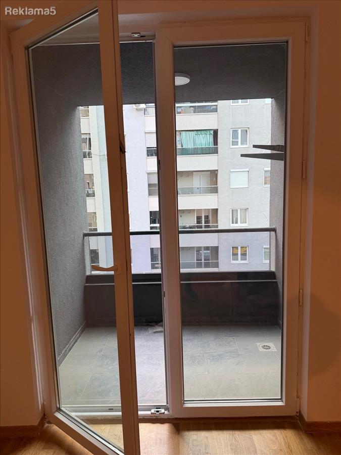 Business space-office in Airport 42m2