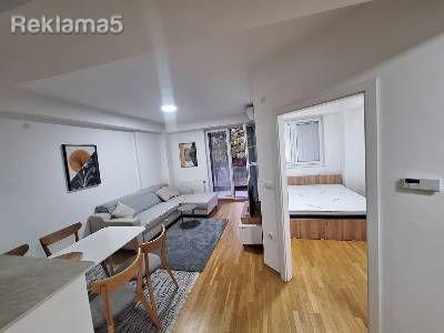 52m2 apartment for rent in Karposh