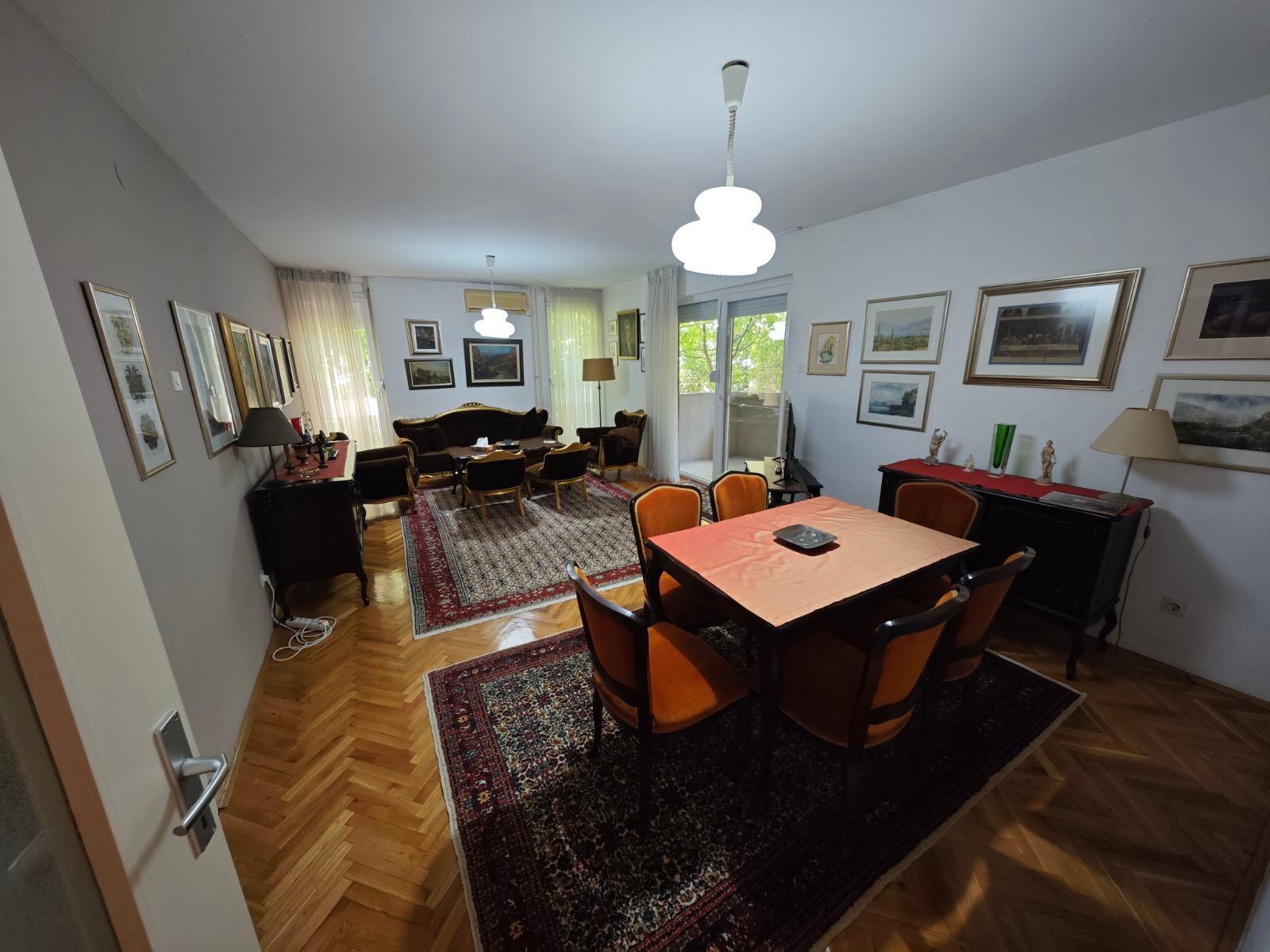 We are renting a 69m2 apartment in Karposh near "Mlechen"
