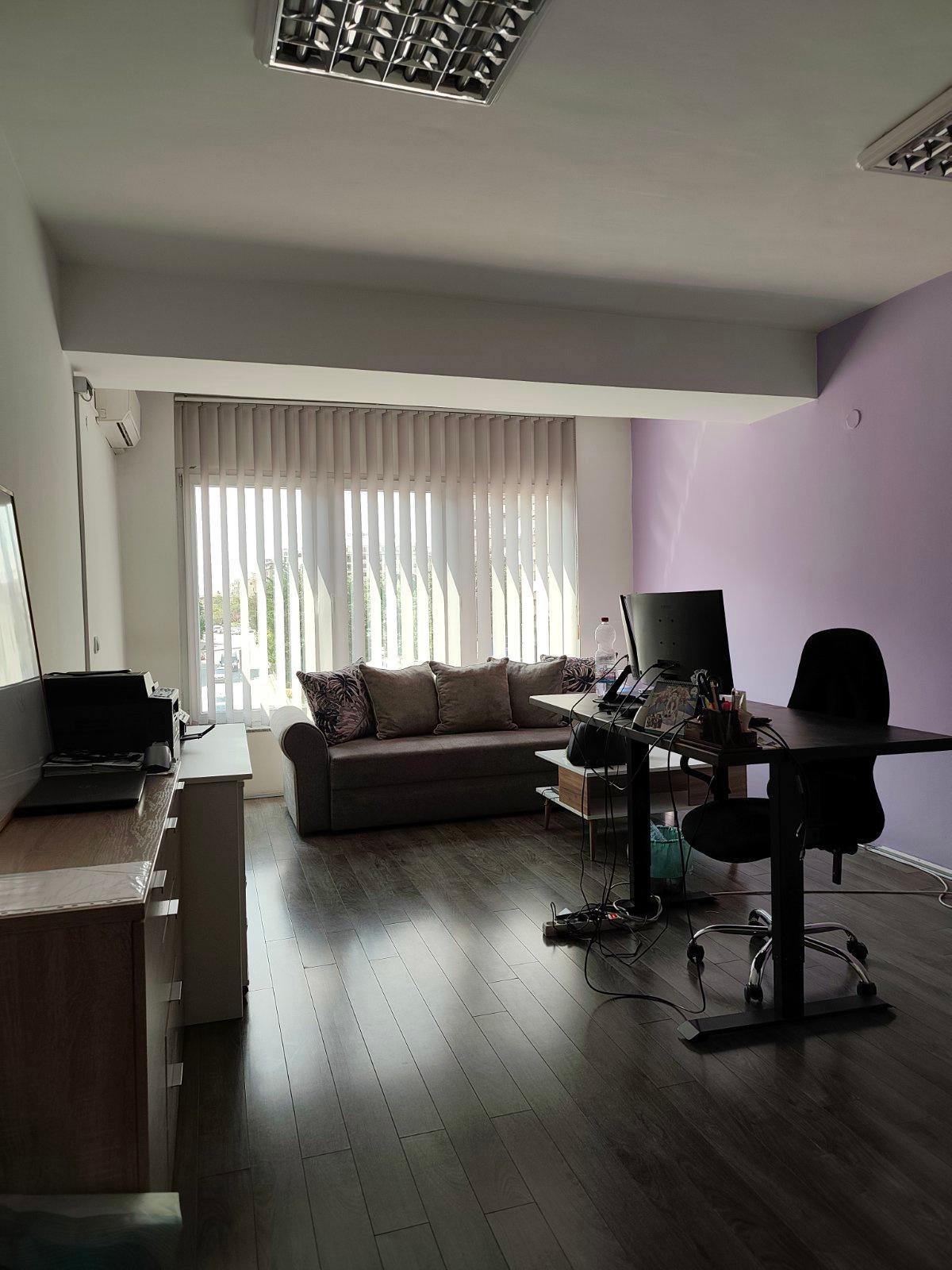 SE PRODAVA 5-SOBEN STAN VO STROG CENTAR, TIFANI