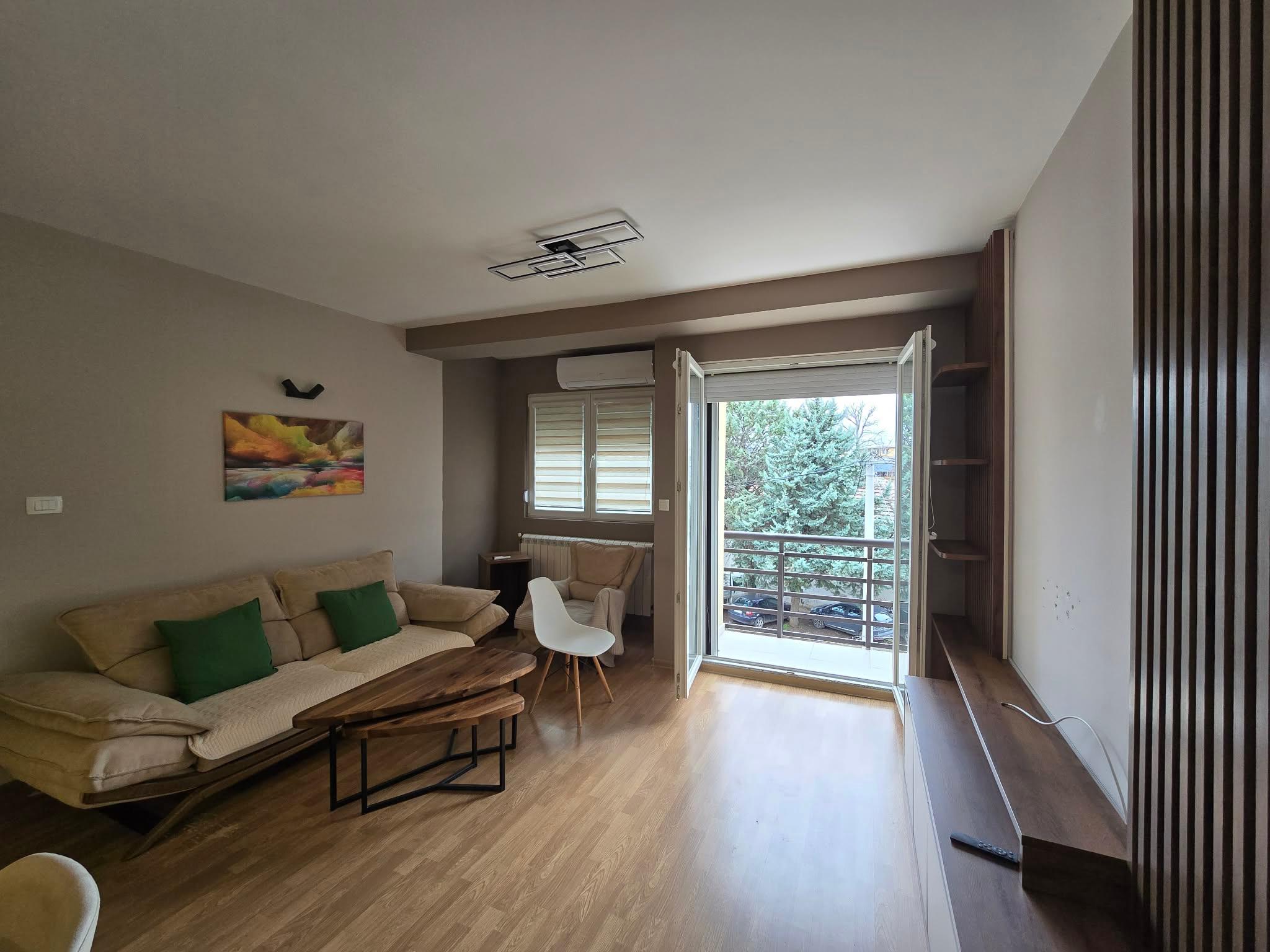 A fully furnished, bright and warm apartment of 88 m² is for sale