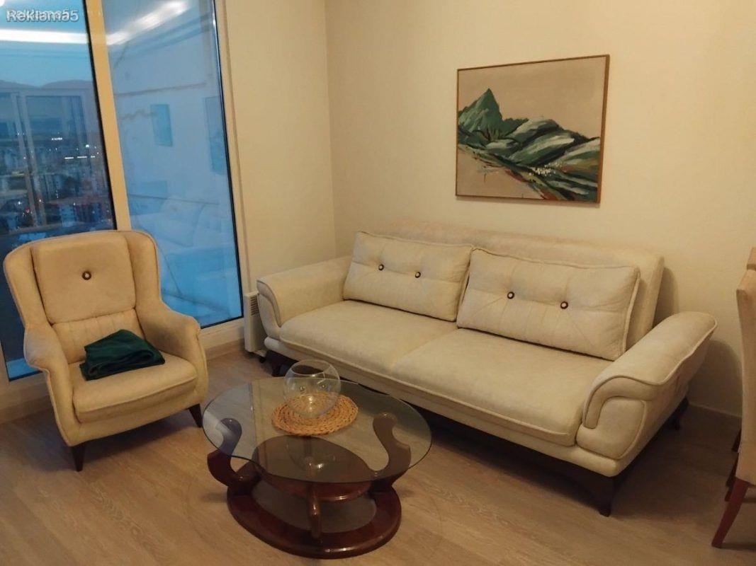 Dharma Doma rents out a new apartment in the Airport!