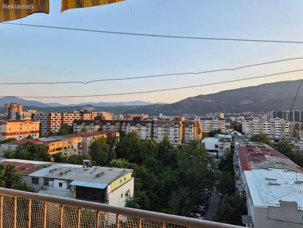 Apartment for sale in Aerodrom 63m2